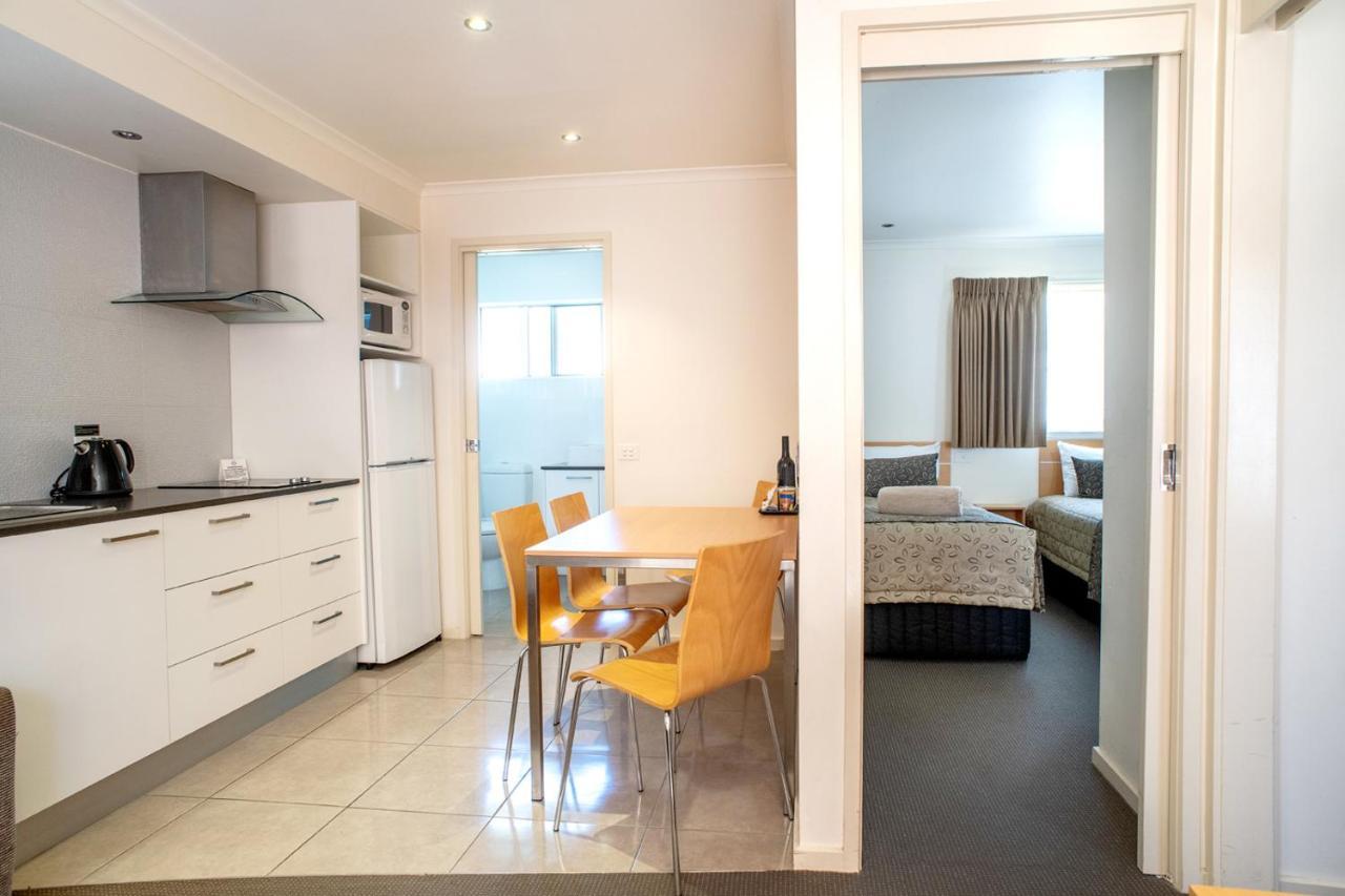 בנדיגו Tea House Motor Inn מראה חיצוני תמונה
